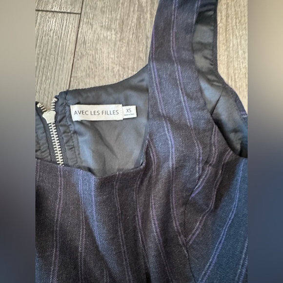 Avec Les Filles Elegant Black and Purple top - Picture 7 of 8